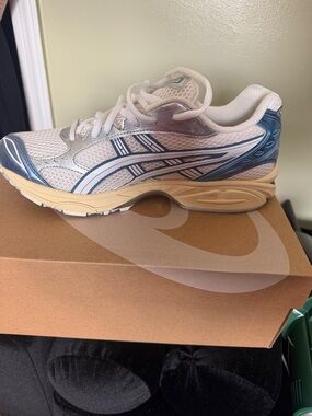 Asics White and Blue Women's Sneakers